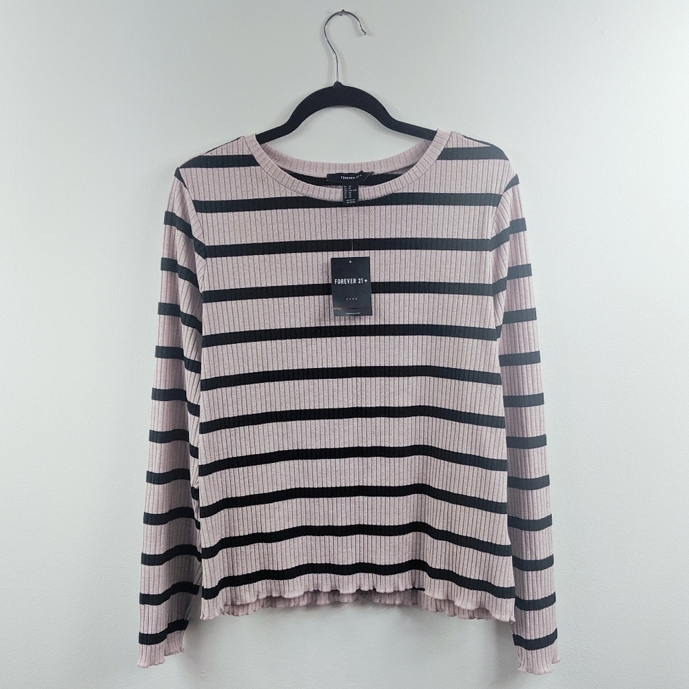 Forever 21 - Ribbed Pink & Black Fluted Top NWT